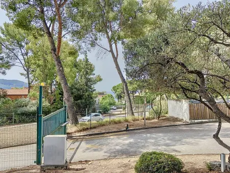 Studio à Saint-Cyr-sur-Mer avec terrasse et parking privé - Photo 16