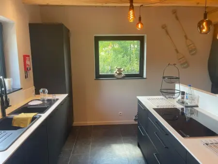 Chalet du pêcheur - Sauna und Hallenbad, Maison 8 personnes à Trois Ponts - Photo 9