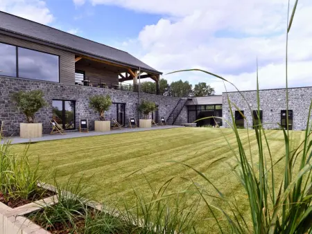 Durbuy Suites - Luxusurlaub und Wellness, Maison 12 personnes à Durbuy - Photo 2