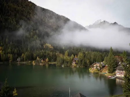 Chalet mit Seeblick, Jacuzzi, Sauna und Garten, Maison 7 personnes à Champex - Photo 23