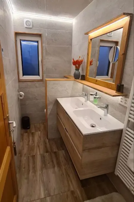 Chalet mit Seeblick, Jacuzzi, Sauna und Garten, Maison 7 personnes à Champex - Photo 26