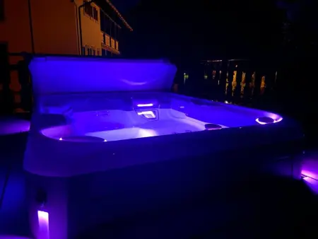 Chalet mit Seeblick, Jacuzzi, Sauna und Garten, Maison 7 personnes à Champex - Photo 35