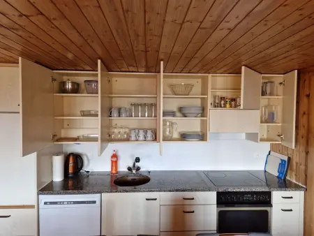 Ferienwohnung mit Bergpanorama, Appartement 6 personnes à Zweisimmen - Photo 9