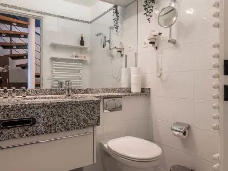 Apartment Alpenrose 2.5 mit Mitbenutzung SPA & Wellness - Photo 6
