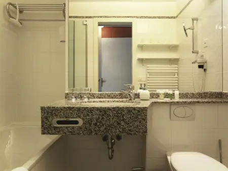 Apartment Enzian mit Mitbenutzung SPA & Wellness - Photo 3