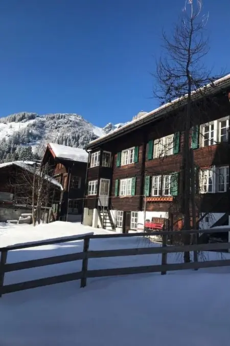 Chalet Alpenblick 4-Bett Wohnung, Appartement 4 personnes à Lauterbrunnen - Photo 1