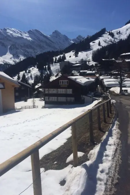 Chalet Alpenblick 4-Bett Wohnung, Appartement 4 personnes à Lauterbrunnen - Photo 3