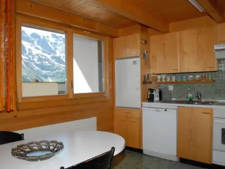 Myrrena 6-Bett-Wohnung, Appartement 6 personnes à Lauterbrunnen - Photo 9