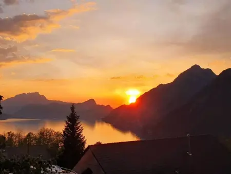 Villa Seelisberg mit Jacuzzi und Panoramablick, Maison 4 personnes à Seelisberg - Photo 5