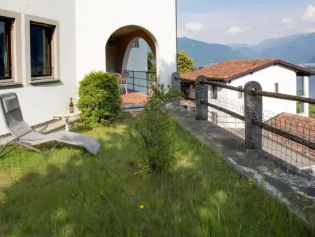 Residenza Viramonte - Casa Bianca, Wohnung 13, Appartement 4 personnes à Vira - Photo 1