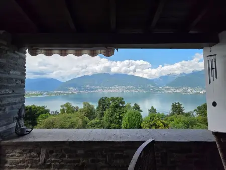 Casa Melitta' Ferien mit schönem Seeblick, Appartement 2 personnes à Piazzogna - Photo 1