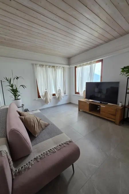 Casa Melitta' Ferien mit schönem Seeblick, Appartement 2 personnes à Piazzogna - Photo 3