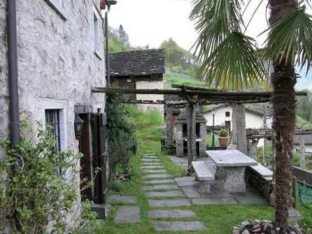 Ursprüngliches, stilvolles Rustico, Maison 6 personnes à Malvaglia - Photo 3