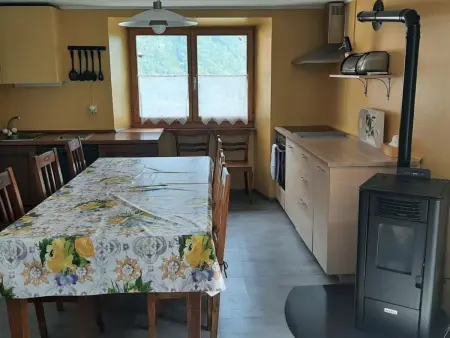 'Cà da Rör' mit Bergblick, Maison 6 personnes à Acquarossa - Photo 2