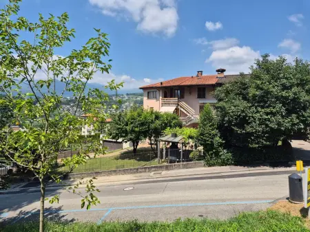 Executive mit 6 Schlafzimmern und 2 Bädern, Maison 7 personnes à Lugano - Photo 5