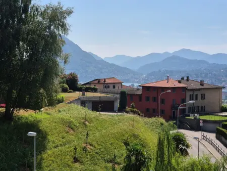 Executive mit 6 Schlafzimmern und 2 Bädern, Maison 7 personnes à Lugano - Photo 9