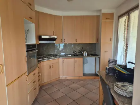 Executive mit 6 Schlafzimmern und 2 Bädern, Maison 7 personnes à Lugano - Photo 11