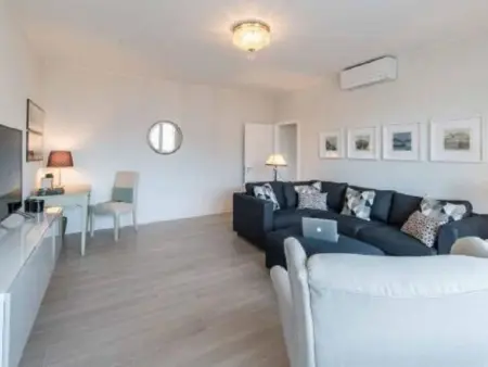 Elegante Penthouse-Wohnung mit Seeblick, Appartement 4 personnes à Lugano - Photo 21