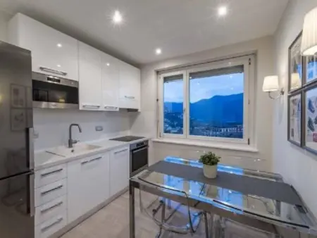 Elegante Penthouse-Wohnung mit Seeblick, Appartement 4 personnes à Lugano - Photo 22