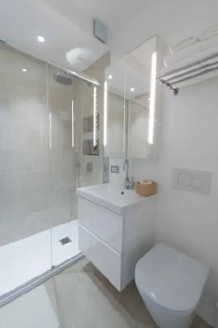 Elegante Penthouse-Wohnung mit Seeblick, Appartement 4 personnes à Lugano - Photo 31
