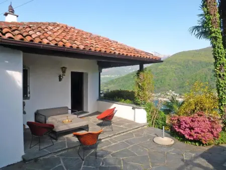 Casa Ranica mit Pool, Maison 8 personnes à Vico Morcote - Photo 2