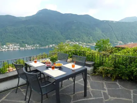 Casa Ranica mit Pool, Maison 8 personnes à Vico Morcote - Photo 11
