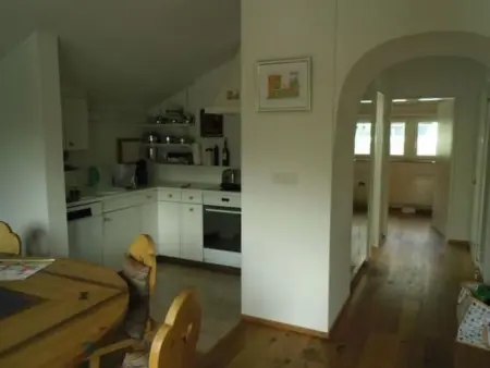 Grosszügige Dachwohnung mit Aussicht, Appartement 6 personnes à Savognin - Photo 2