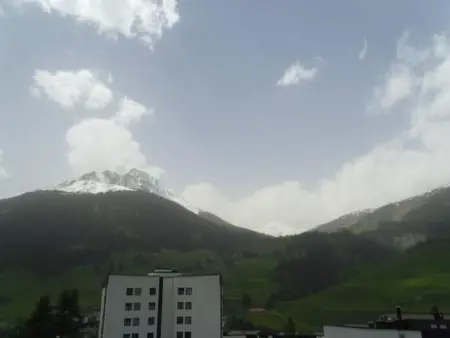 Grosszügige Dachwohnung mit Aussicht, Appartement 6 personnes à Savognin - Photo 18