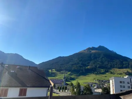Grosszügige Dachwohnung mit Aussicht, Appartement 6 personnes à Savognin - Photo 21