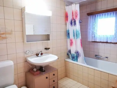 Via charels sur 8, Appartement 6 personnes à Bever - Photo 11