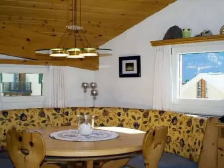 Chesa Tauschna, Appartement 2 personnes à Samedan - Photo 3