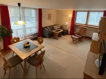 Chesa Thom / ÖV inklusive, Appartement 4 personnes à Pontresina - Photo 3