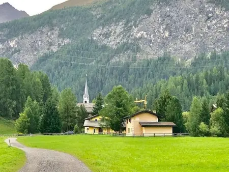 Chesa Ladina, Appartement 4 personnes à La Punt Chamues ch - Photo 12