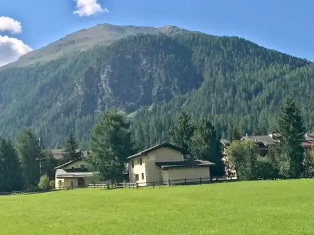 Chesa Ladina, Appartement 4 personnes à La Punt Chamues ch - Photo 15
