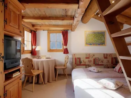 Chesarina Chalet, Maison 18 personnes à La Punt Chamues ch - Photo 11