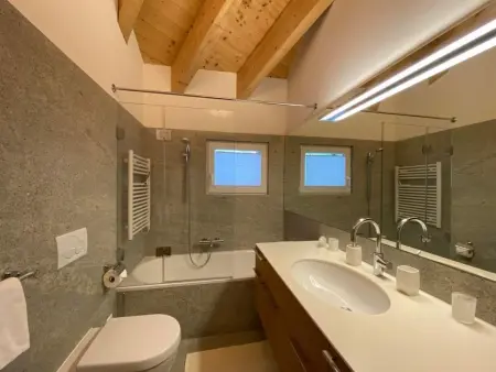 Chesa Baia, Appartement 5 personnes à La Punt Chamues ch - Photo 10