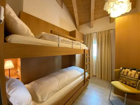 Chesa Baia, Appartement 5 personnes à La Punt Chamues ch - Photo 12