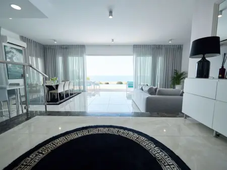 Olymp Luxus-Villa, Maison 6 personnes à Agios Georgios Pegeias - Photo 1