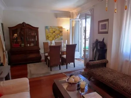 Casa  mit Balkon, Appartement 5 personnes à Madrid - Photo 3