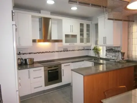 Casa  mit Balkon, Appartement 5 personnes à Madrid - Photo 9