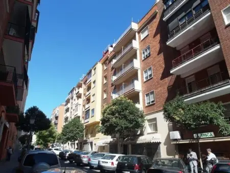 Casa  mit Balkon, Appartement 5 personnes à Madrid - Photo 28