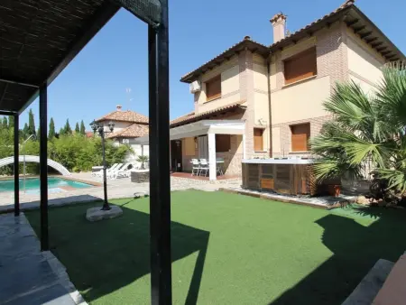 in Seseña mit großem Garten, Maison 18 personnes à Seseña   Castilla la Mancha - Photo 51