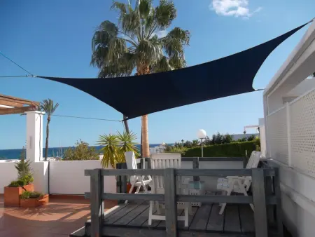 Großzügiges Ferienappartement mit Balkon, Appartement 4 personnes à Mojácar - Photo 12