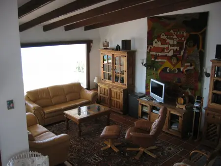 Villa mit außergewöhnlicher Aussicht und beheiztem Pool - Photo 9