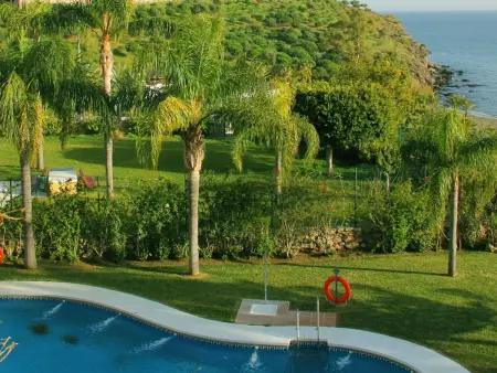 mit Terrasse, Pool und Garten, Appartement 4 personnes à Almuñécar - Photo 12