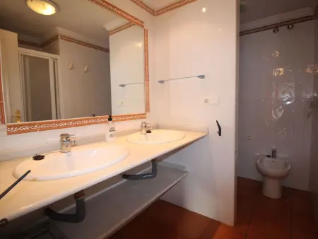Wohnung in Torrox mit Großem gemeinsamem Pool und Meerblick - Photo 11