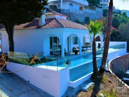 Villa Buganvilla, Maison 6 personnes à Rincón de la Victoria - Photo 1