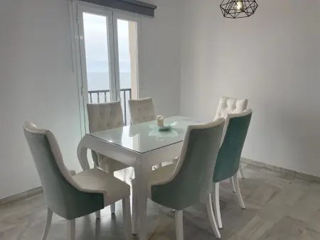 Wunderschöne Ferienwohnung in Las Lagunas De Mijas mit Möblierter Terrasse - Photo 6