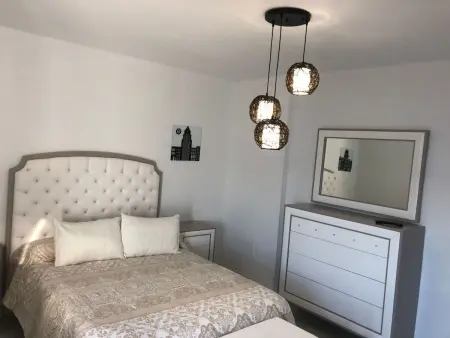 Wunderschöne Ferienwohnung in Las Lagunas De Mijas mit Möblierter Terrasse - Photo 10