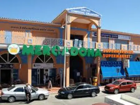 Wunderschöne Ferienwohnung in Las Lagunas De Mijas mit Möblierter Terrasse - Photo 41
